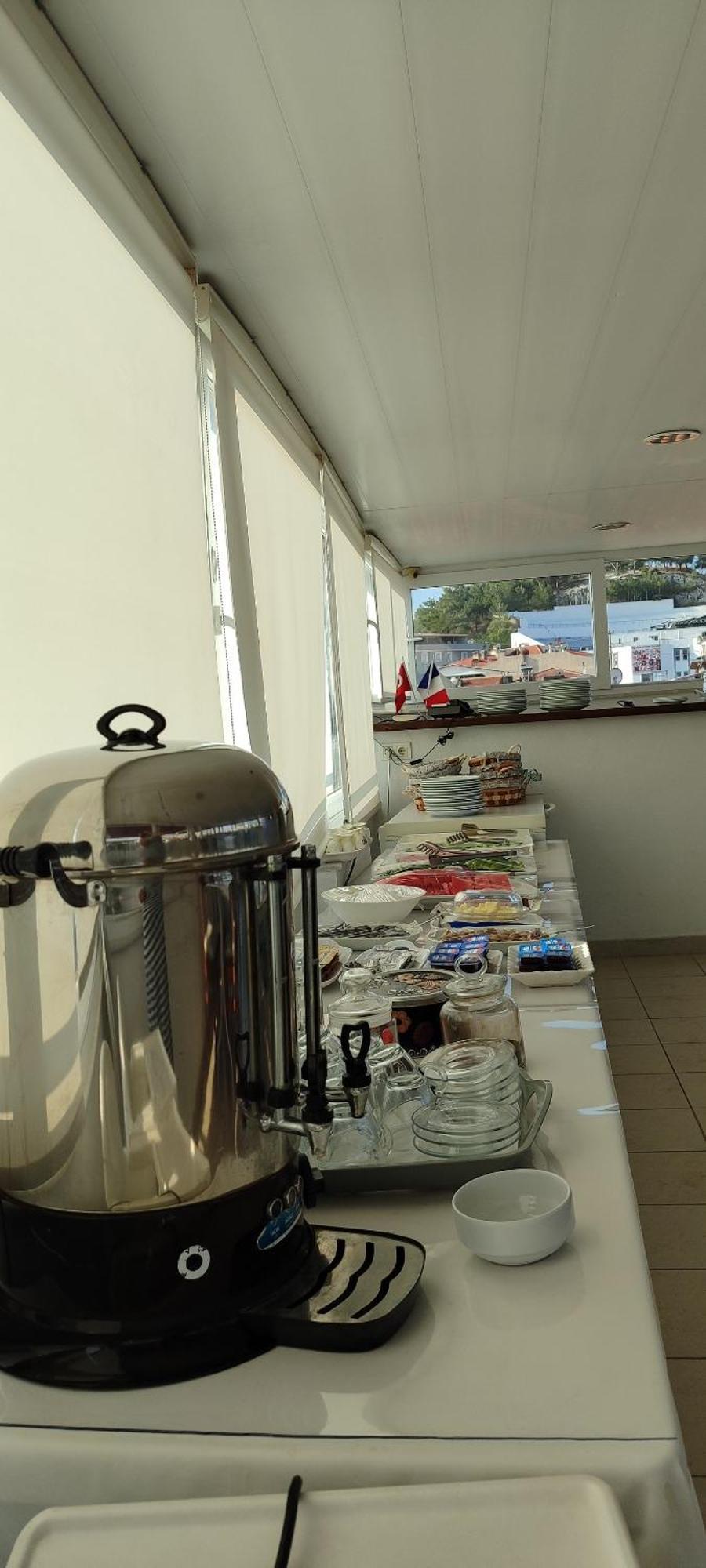 Bonapart Hotel Cesme Ngoại thất bức ảnh