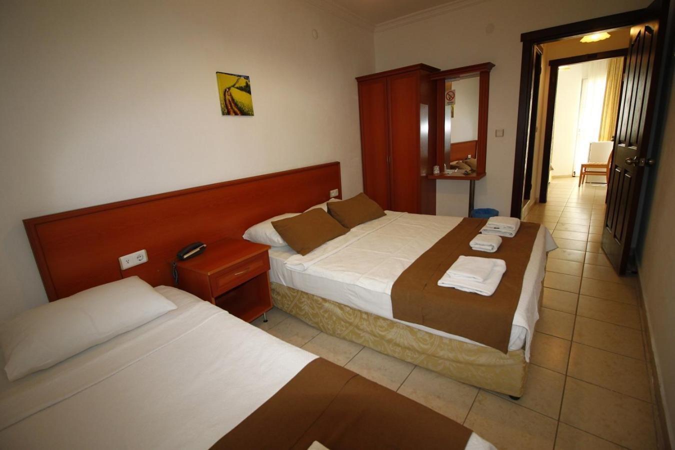Bonapart Hotel Cesme Ngoại thất bức ảnh